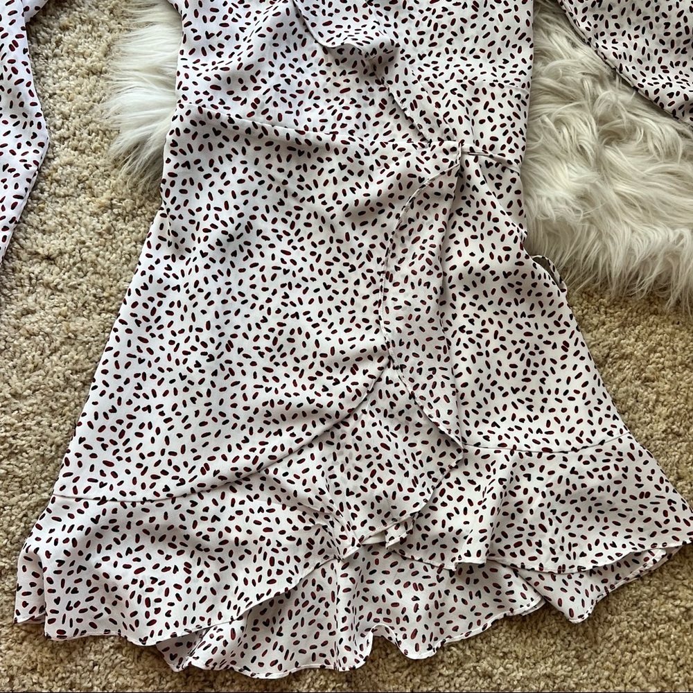 Lucy Paris White Long Sleeve Printed Wrap dress - Picture 7 of 12